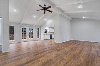 1803 Deerwood Dr in Jonesboro, AR - Building Photo - Building Photo