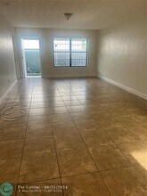 748 Dr Martin Luther King Jr Blvd-Unit -A in West Palm Beach, FL - Building Photo - Building Photo