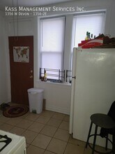 1356 W Devon Ave in Chicago, IL - Building Photo - Building Photo