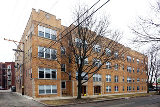 3808 W Belle Plaine Ave in Chicago, IL - Building Photo - Building Photo