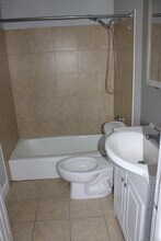 488 Chapel St in New Haven, CT - Building Photo - Building Photo