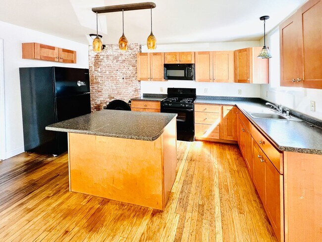 46 King St in Burlington, VT - Building Photo - Building Photo