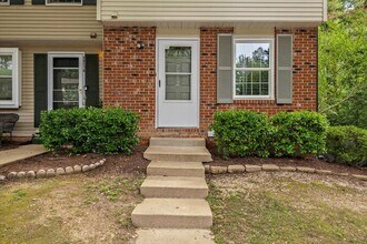 7712 Sandra Ln in Raleigh, NC - Building Photo - Building Photo