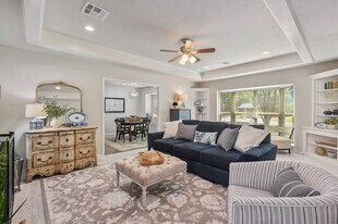 2701 Westwood Main Dr in Bryan, TX - Building Photo