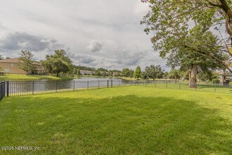 608 Spruce Creek Rd in Jacksonville, FL - Building Photo - Building Photo