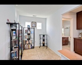 536 Via Del Caballo in San Marcos, CA - Building Photo - Building Photo