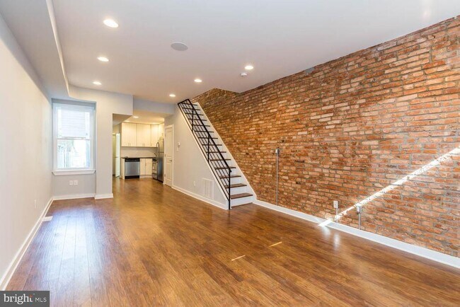 property at 1314 N Newkirk St