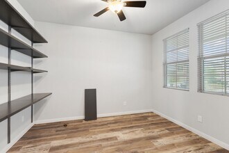 10679 Penelope Way in Converse, TX - Building Photo - Building Photo