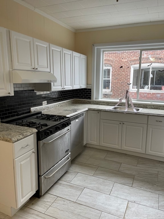 property at 811 Washington St