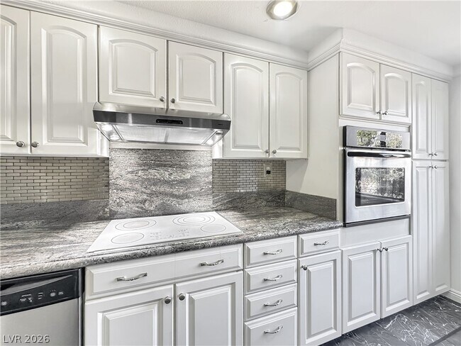 property at 730 S Royal Crest Cir