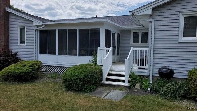 101 Britain Rd in Fayetteville, NY - Building Photo - Building Photo