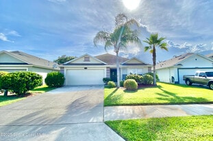 1760 Sun Gazer Dr in Rockledge, FL - Building Photo