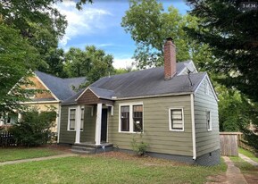 3026 Church St in East Point, GA - Building Photo