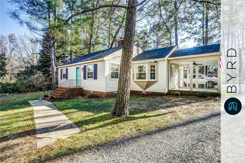 8321 Cherokee Rd in Richmond, VA - Building Photo