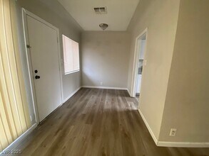 223 N 14th St in Las Vegas, NV - Building Photo - Building Photo
