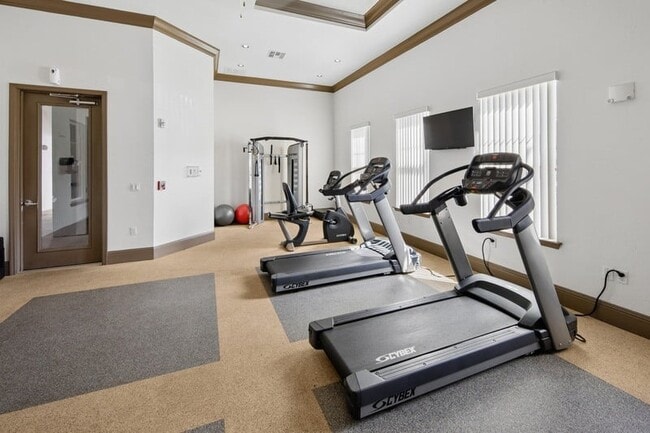 Summerset Apartments in Zephyrhills, FL - Building Photo - Building Photo