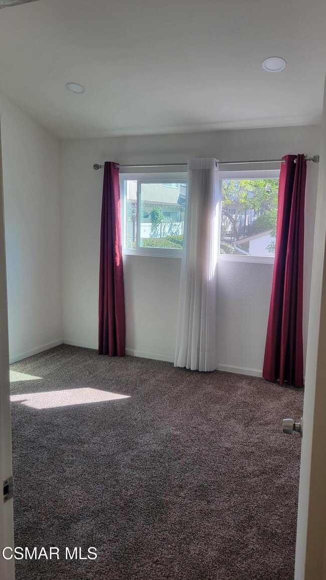 1318 Ramona Dr in Thousand Oaks, CA - Building Photo - Building Photo