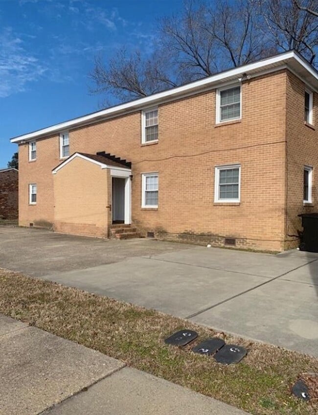 property at 708 Portsmouth Blvd