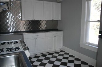 201 14th Ave N, Unit G in St. Petersburg, FL - Foto de edificio - Building Photo