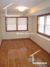 112 Allston St, Unit 5 in Boston, MA - Foto de edificio - Building Photo