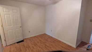 4923 State Route 19 S, Unit 2 in Belmont, NY - Foto de edificio - Building Photo