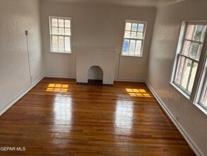 3230 Savannah Ave in El Paso, TX - Building Photo - Building Photo