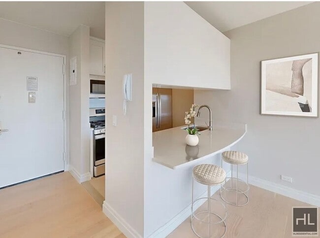 106 E 81st St in New York, NY - Building Photo - Building Photo