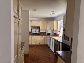 19925 Brite Valley Rd in Tehachapi, CA - Building Photo - Building Photo