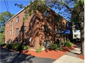 40 Clifton St, Unit 21 in Cambridge, MA - Building Photo