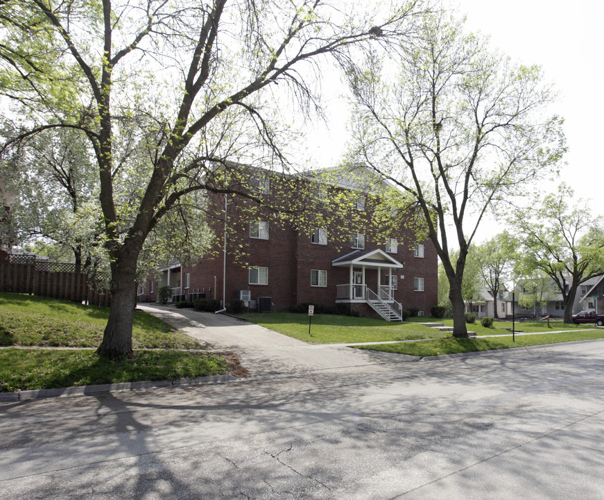 Country Meadows in Lincoln, NE - Foto de edificio