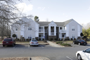 Avery Lake Apartments