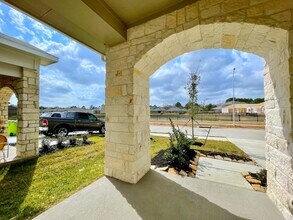 1134 Magnolia Branch Ln in Tomball, TX - Building Photo - Building Photo