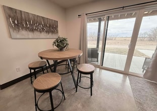 921 Haley in Brandon, SD - Foto de edificio - Building Photo