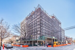 170 Freeman St in Brooklyn, NY - Building Photo