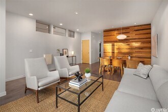 724 Belmont Pl E in Seattle, WA - Building Photo - Building Photo