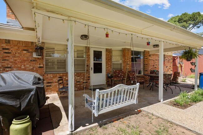 3700 Fairmont Dr in Odessa, TX - Building Photo - Building Photo