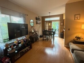 2717 Glenwood Ct in Naperville, IL - Building Photo - Building Photo