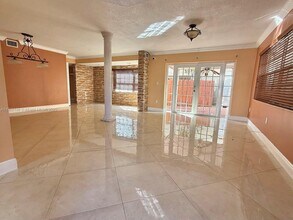 12672 NW 9th Way in Miami, FL - Building Photo - Building Photo