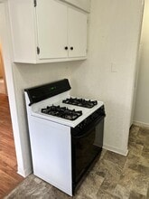 3122 Commander Dr in Louisville, KY - Building Photo - Building Photo