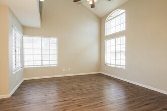 8902 W Caribbean Ln in Peoria, AZ - Building Photo - Building Photo