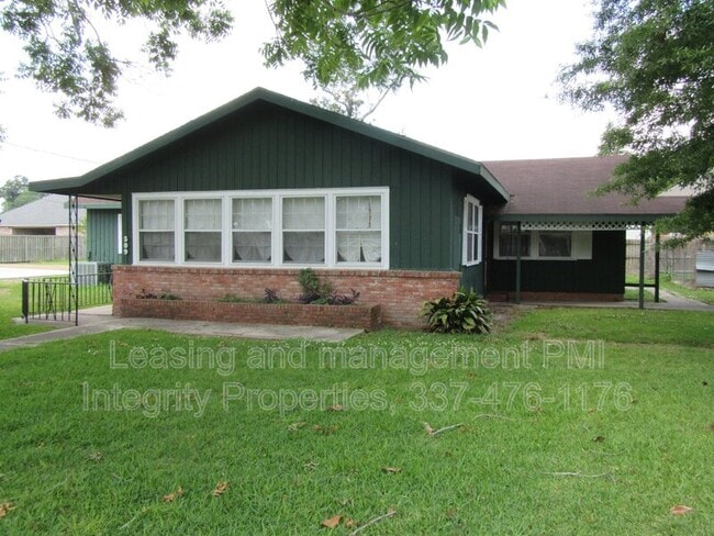 property at 509 N Cunningham St