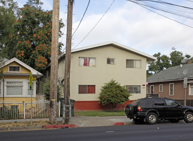 727 South Eleventh in San Jose, CA - Building Photo - Building Photo