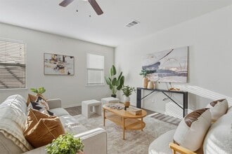 13313 Harry S Truman Dr in Manor, TX - Building Photo - Building Photo