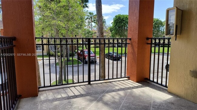 985 NE 34th Ave in Homestead, FL - Building Photo - Building Photo