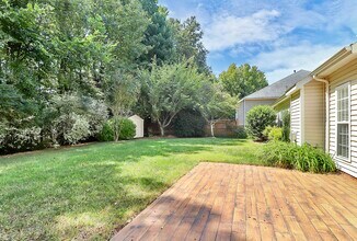 17444 Baldwin Hall Dr in Charlotte, NC - Foto de edificio - Building Photo