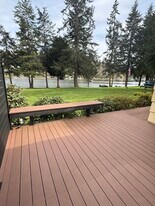 6840 NE Wood Bay Ln in Poulsbo, WA - Building Photo