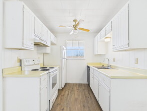 21 Linda Dr in Fredericksburg, TX - Building Photo - Building Photo