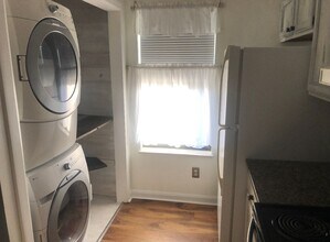 670 Shadywood Ln in Knoxville, TN - Building Photo - Building Photo