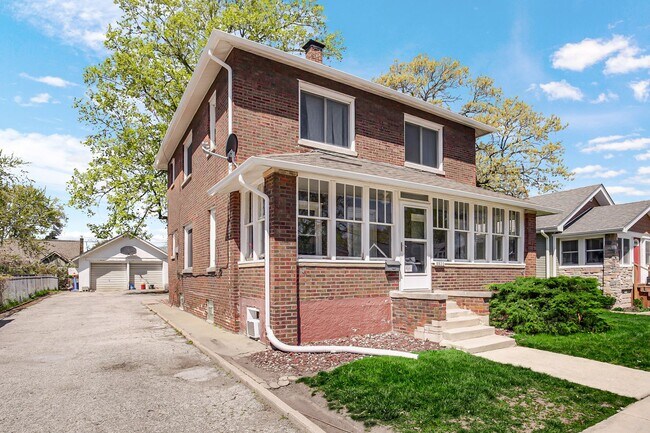 8830 Parrish Ave-Unit -Basement in Highland, IN - Building Photo - Building Photo