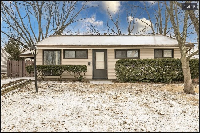 7832 Atherstone Dr in St. Louis, MO - Building Photo - Building Photo